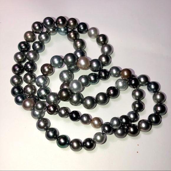 34.6 inches of Genuine TAHITIAN Pearls! 8.5mm to 12 mm, hand knotted! - Picture 3 of 10